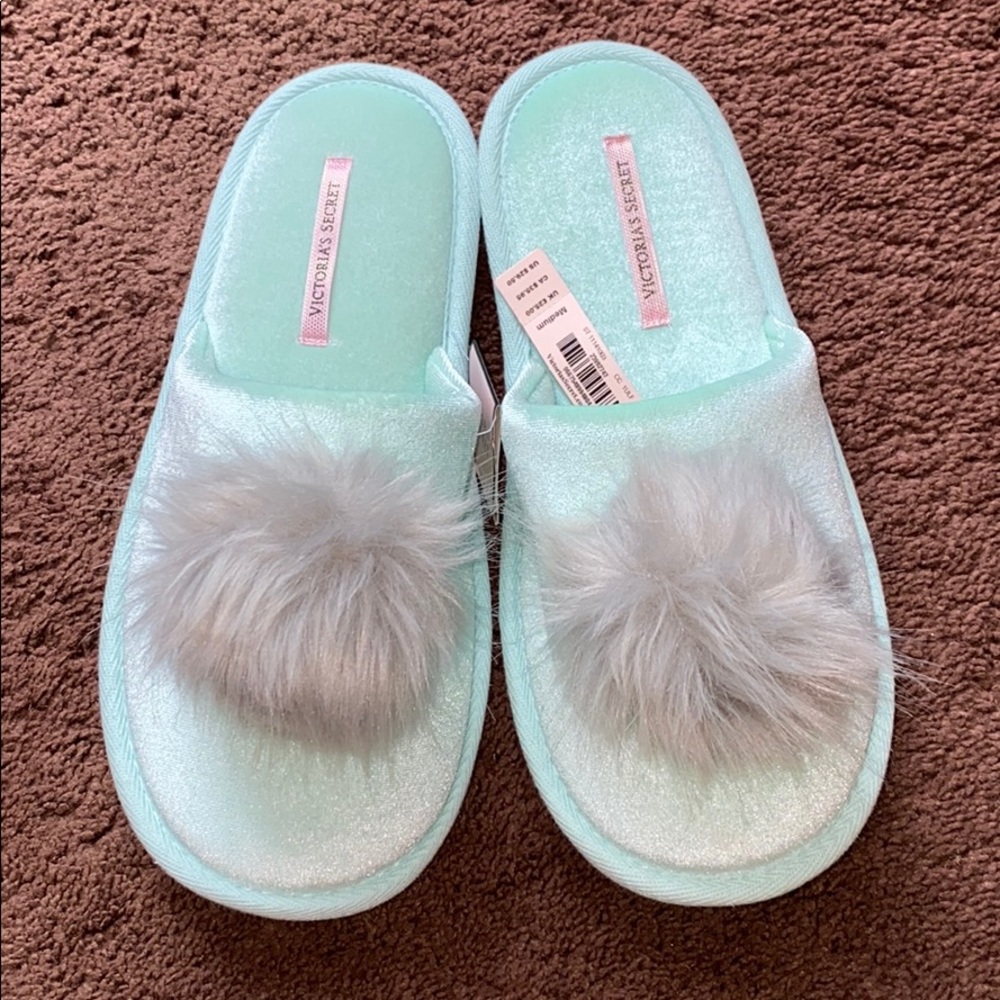 Victoria’s Secret Slippers